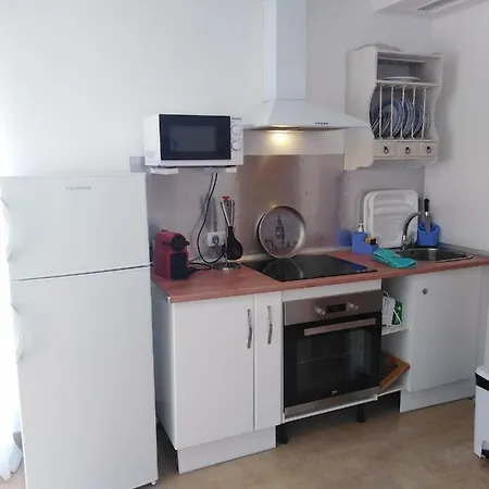 アパート Apartamento Ade